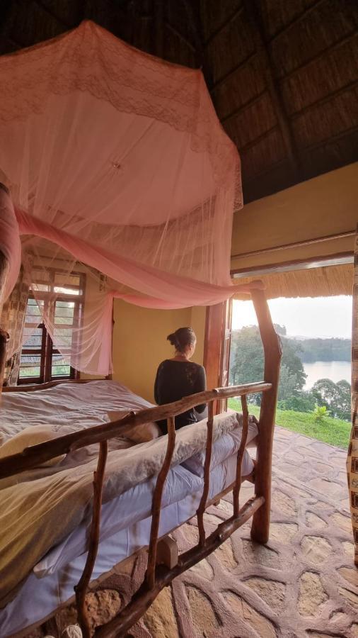 Lake Nyamirima Cottages Fort Portal Dış mekan fotoğraf