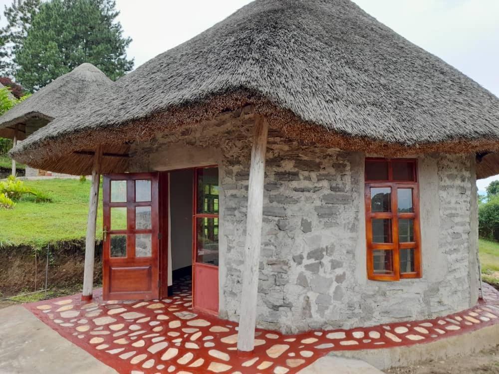 Lake Nyamirima Cottages Fort Portal Dış mekan fotoğraf